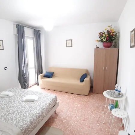 Guest house Sleep&go Airlines *